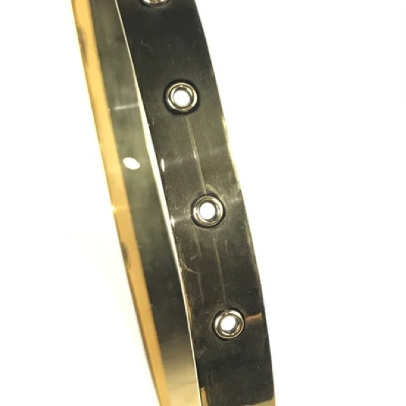 ✨ Louis Vuitton Gold Metal Belt ✨ - Picture 9 of 13